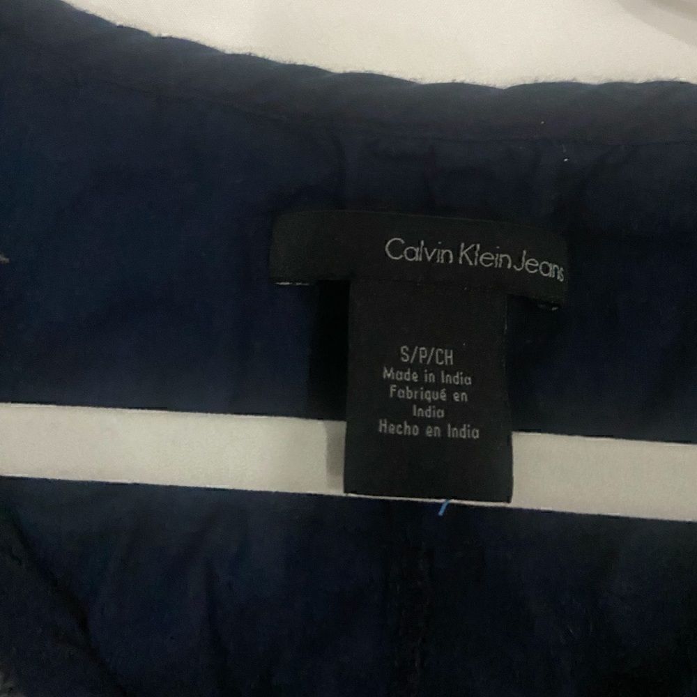 Calvin Klein women’s short bell sleeve pleaded A-line blouse size small (3x$15) - Picture 6 of 8